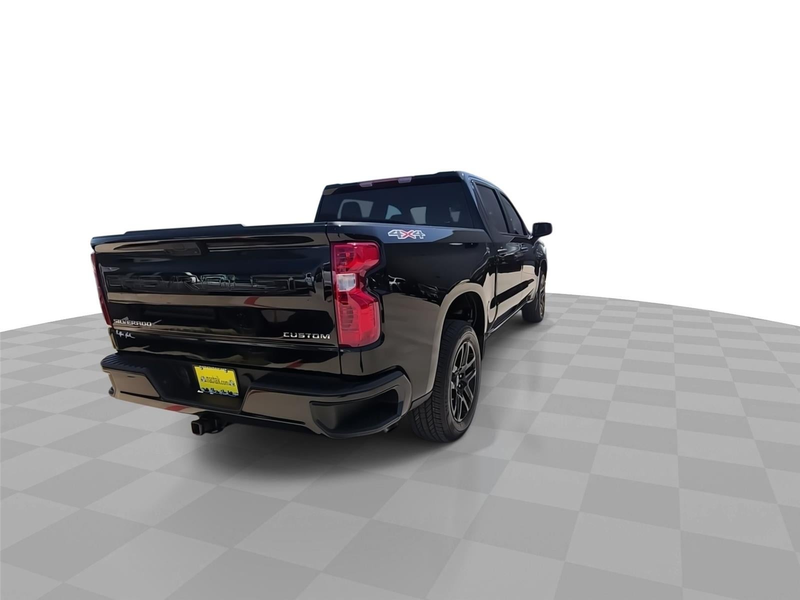 2025 Chevrolet Silverado 1500 Custom