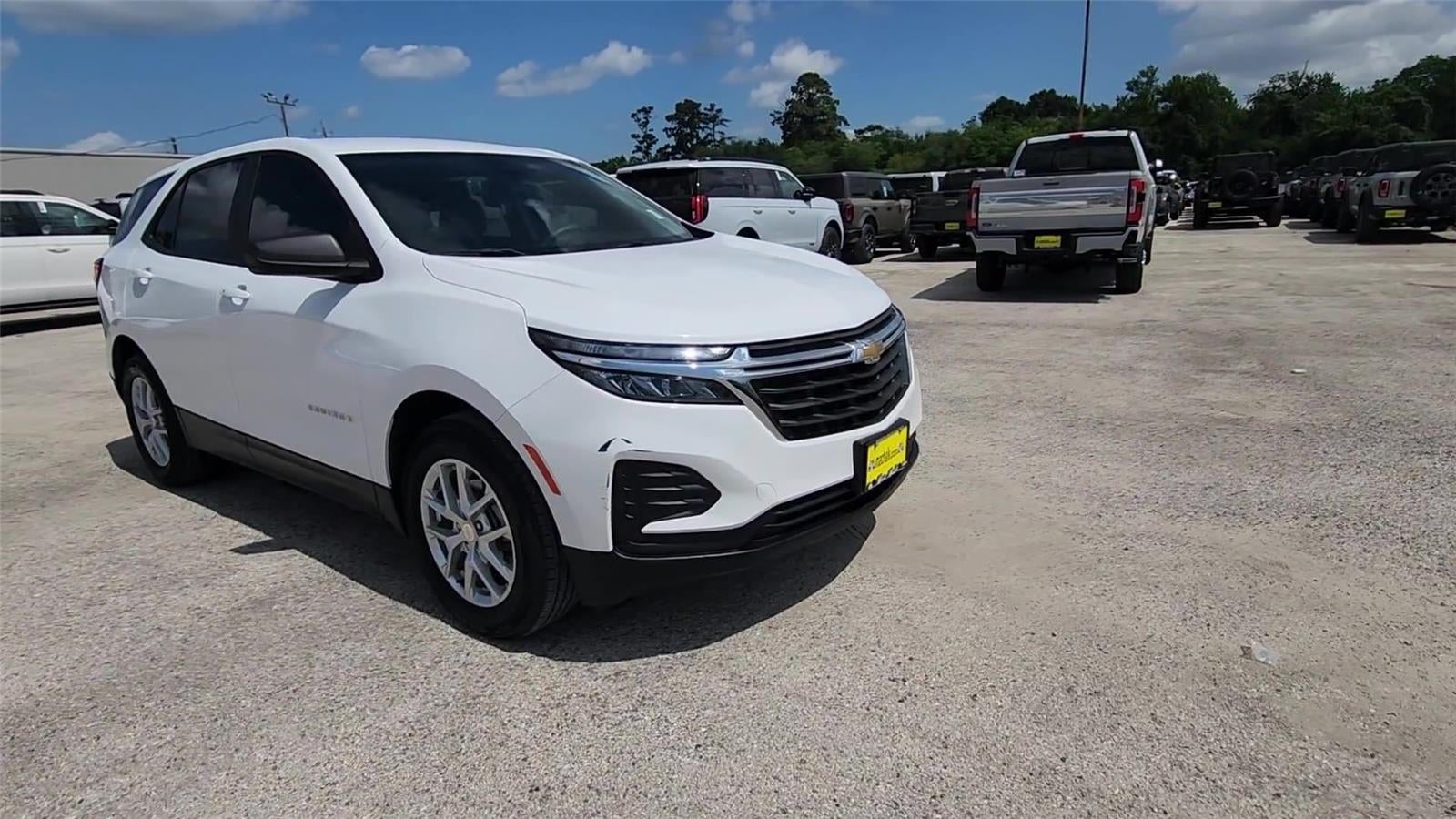 2024 Chevrolet Equinox LS