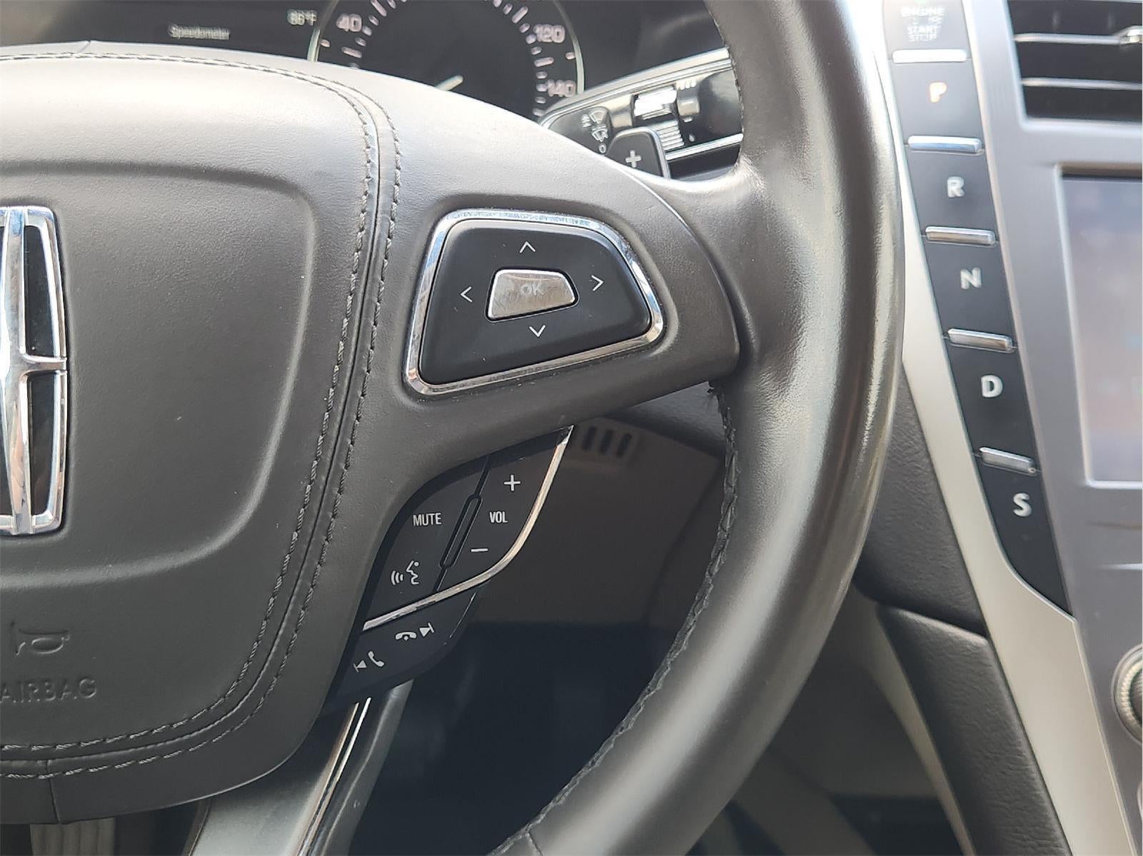 2020 Lincoln MKZ Standard
