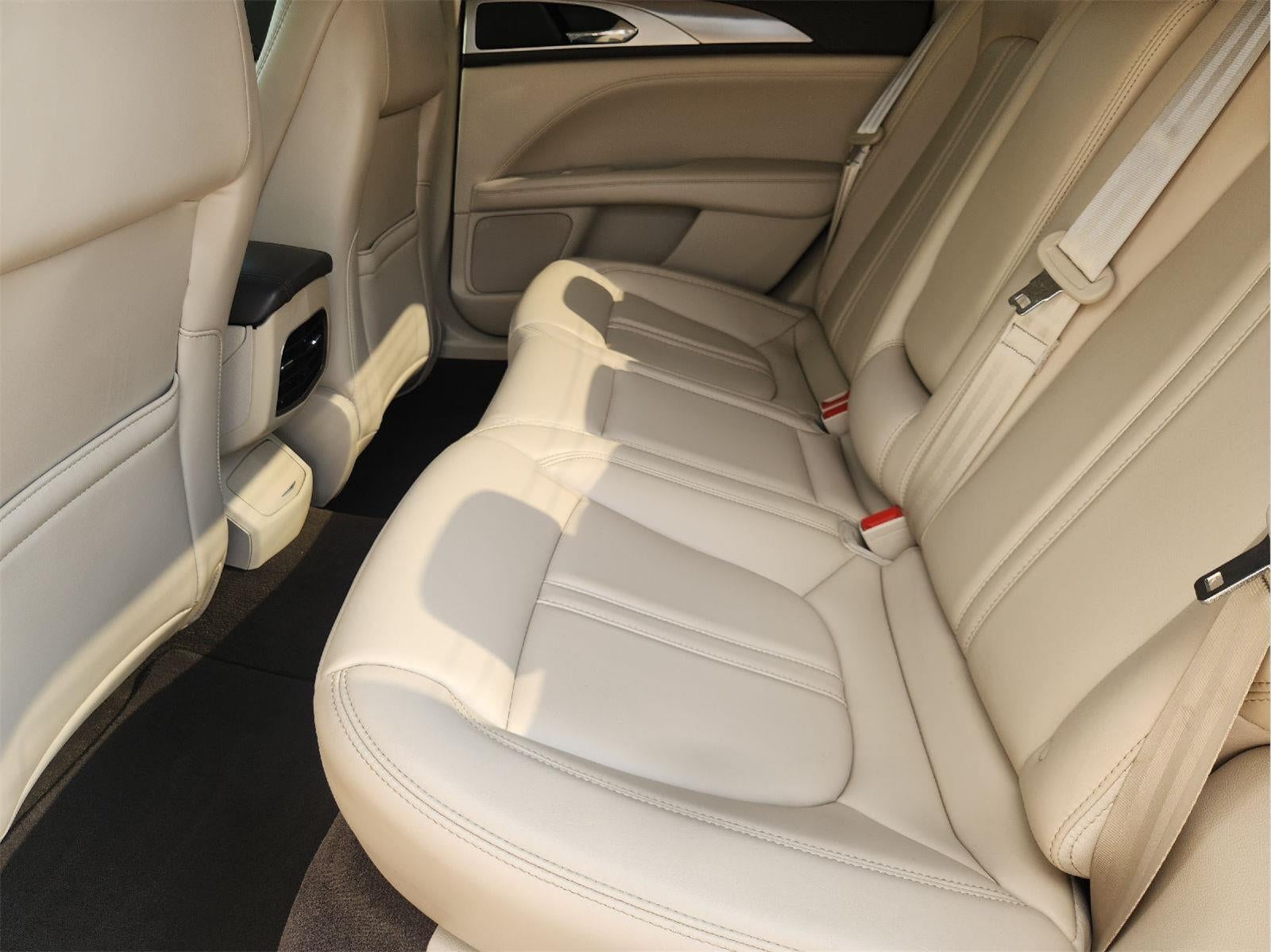 2020 Lincoln MKZ Standard