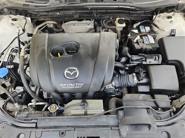 2015 Mazda Mazda3 Hatchback i Grand Touring
