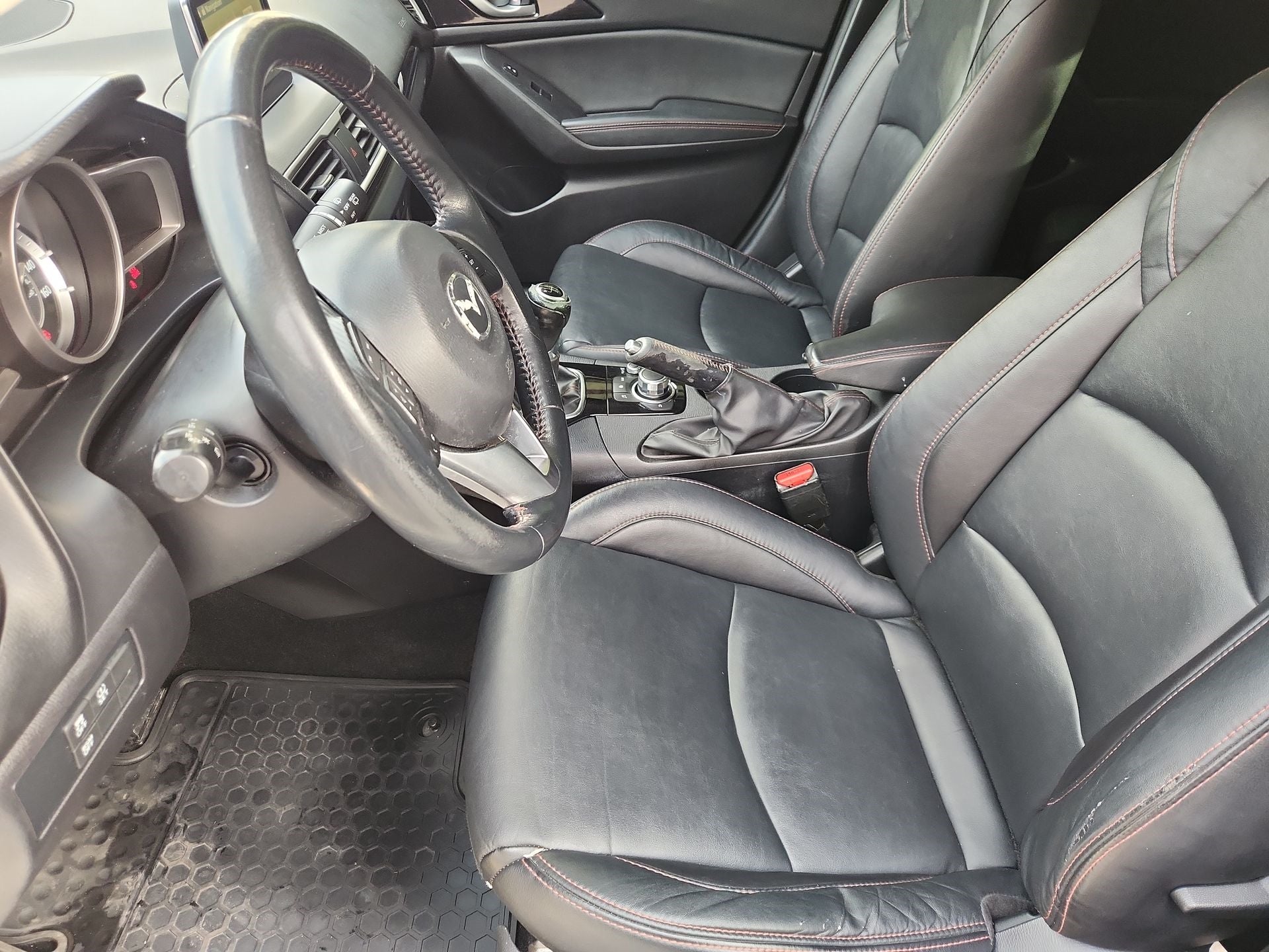 2015 Mazda Mazda3 Hatchback i Grand Touring