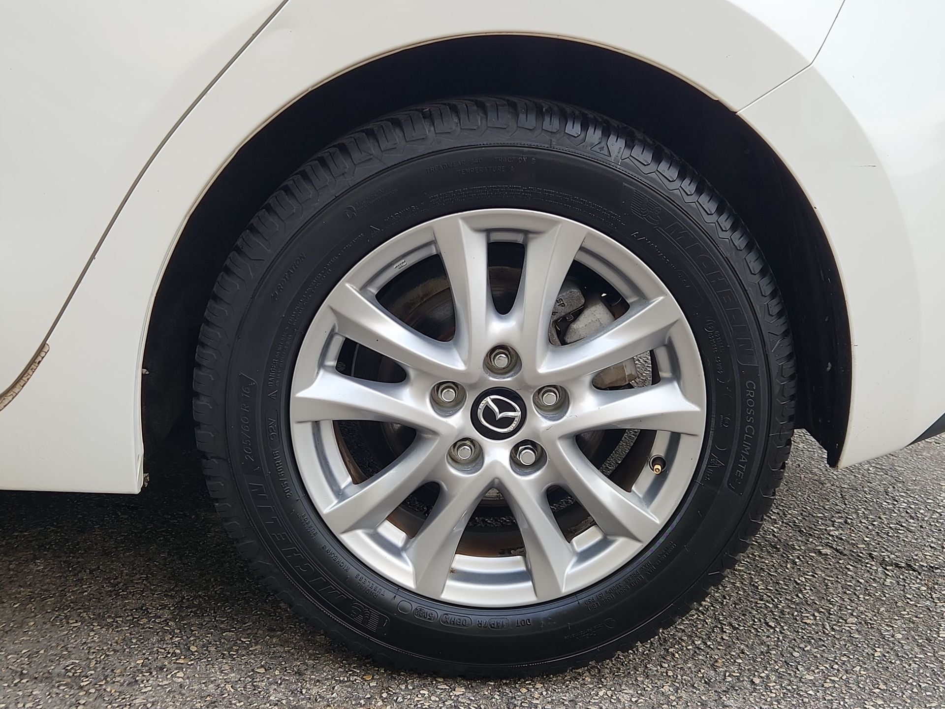 2015 Mazda Mazda3 Hatchback i Grand Touring