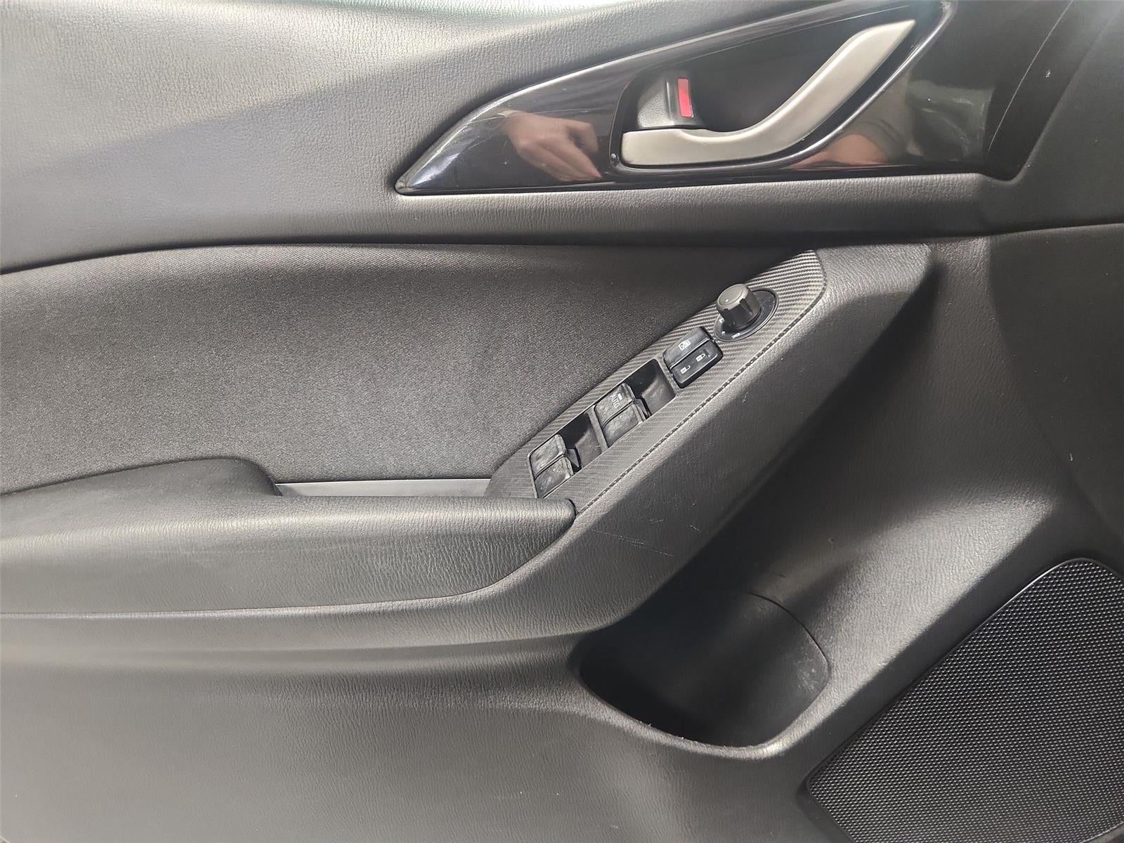 2016 Mazda Mazda3 i Sport