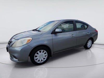 2014 Nissan Versa SV