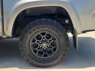 2022 Toyota Tacoma SR5 V6