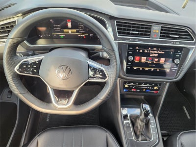 2024 Volkswagen Tiguan SE R-Line Black