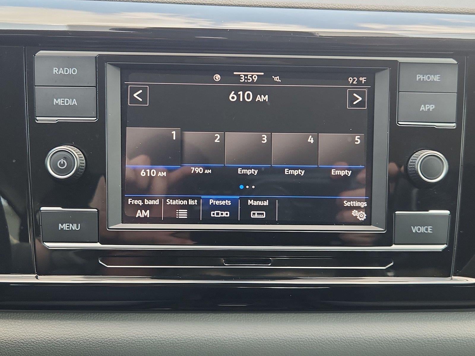 2023 Volkswagen Taos S