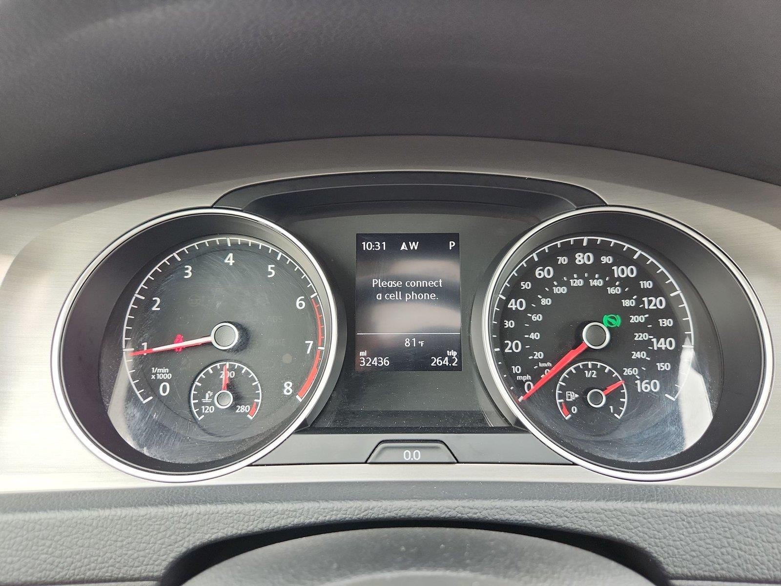 2016 Volkswagen Golf TSI S w/Sunroof