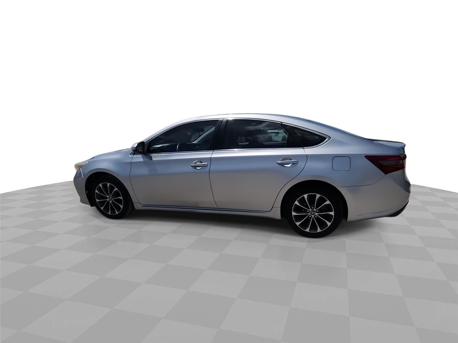 2018 Toyota AVALON Base