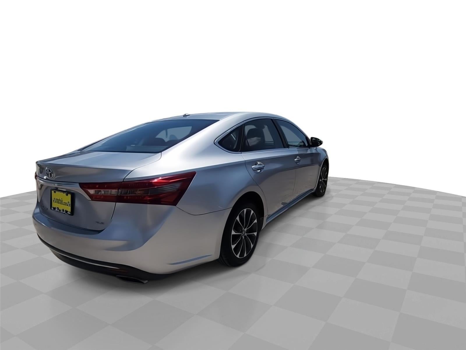 2018 Toyota AVALON Base