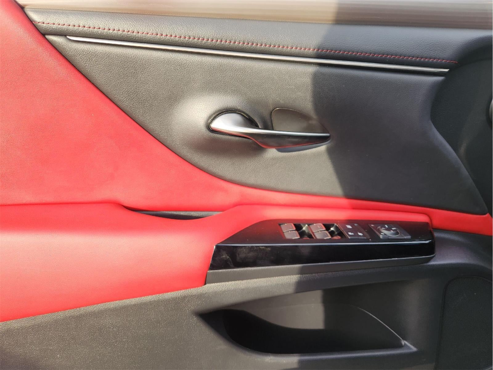 2022 Lexus ES ES 300h F SPORT