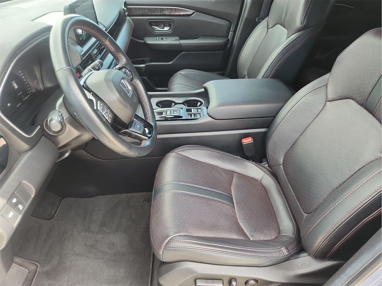 2025 Honda Pilot Black Edition