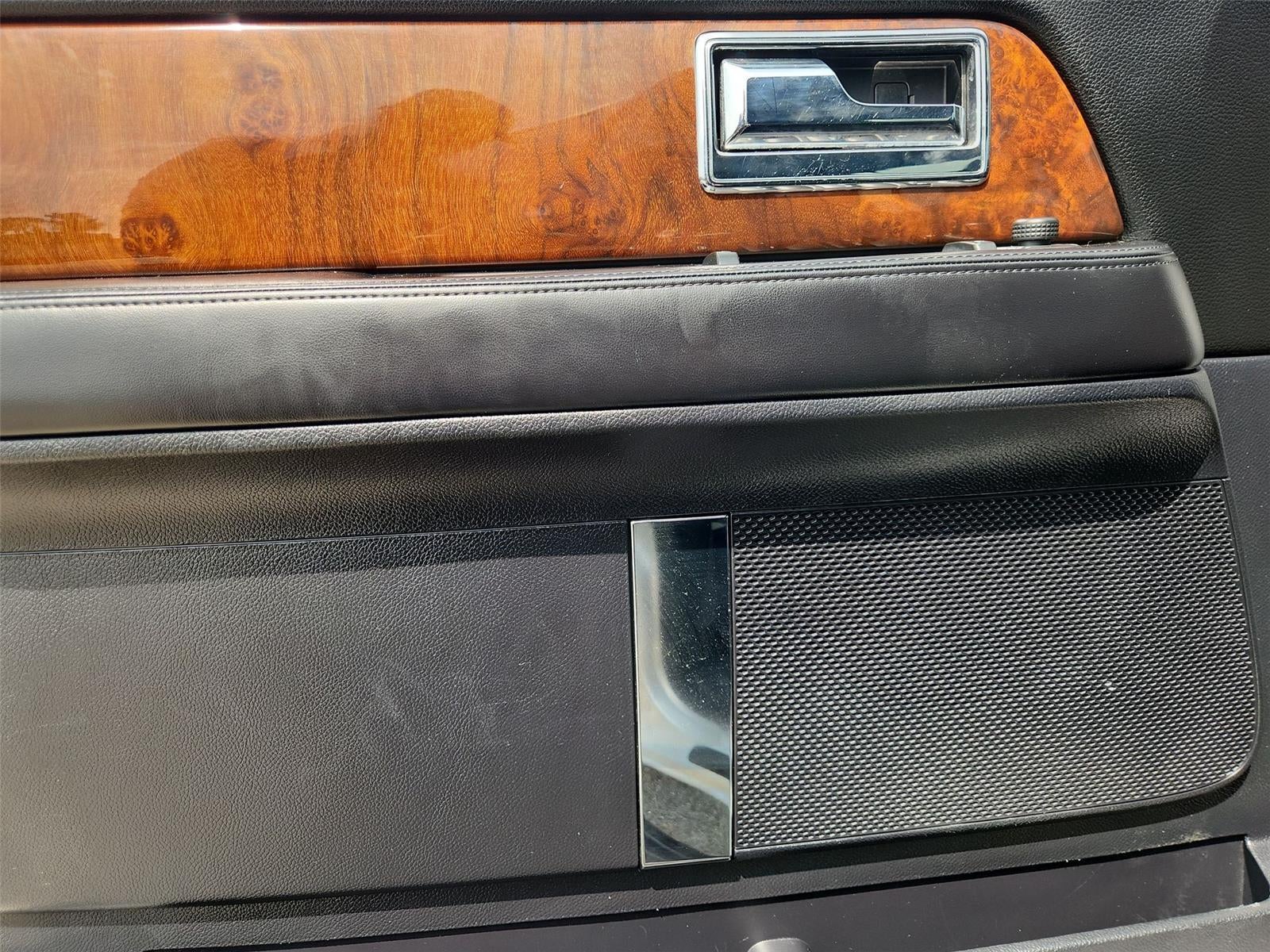 2016 Lincoln NAVIGATOR SELECT
