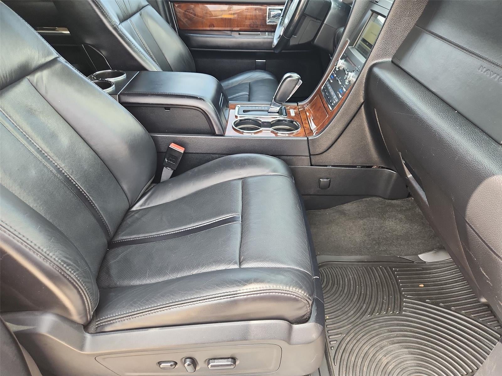 2016 Lincoln NAVIGATOR SELECT