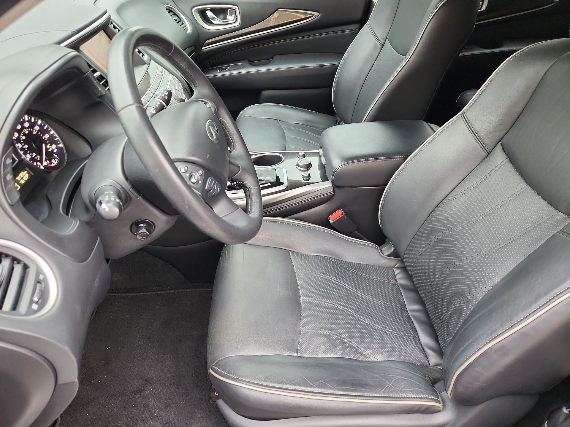 2019 INFINITI QX60 LUXE