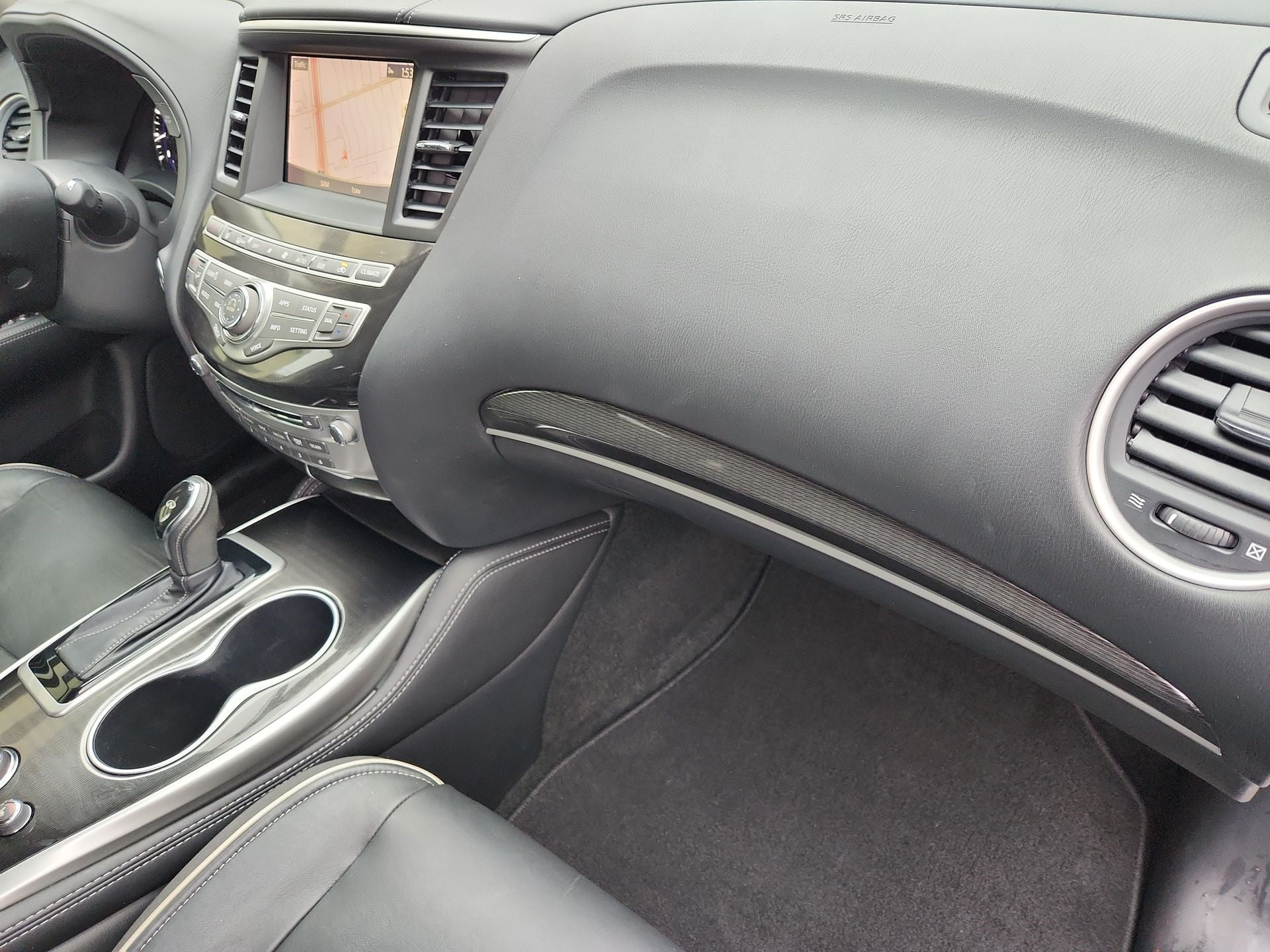 2019 INFINITI QX60 LUXE