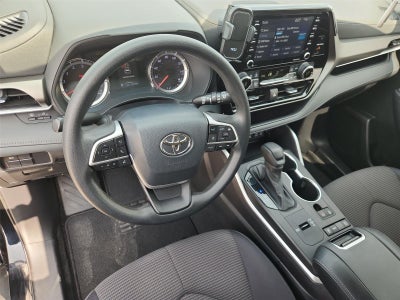 2022 Toyota Highlander L