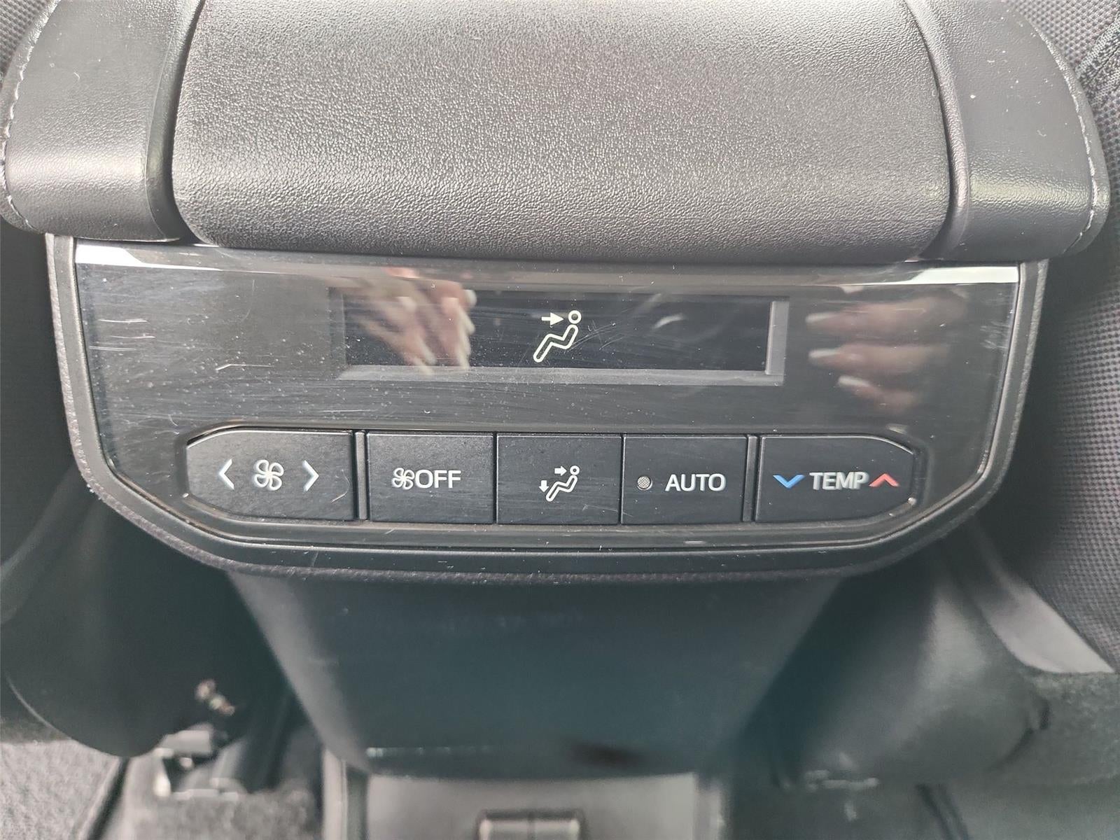 2022 Toyota Highlander L