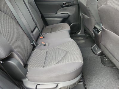 2022 Toyota Highlander L