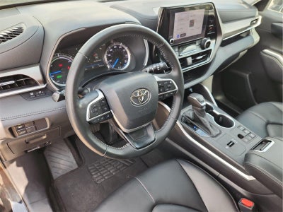 2023 Toyota Highlander Hybrid XLE