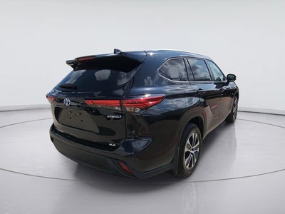 2023 Toyota Highlander Hybrid XLE