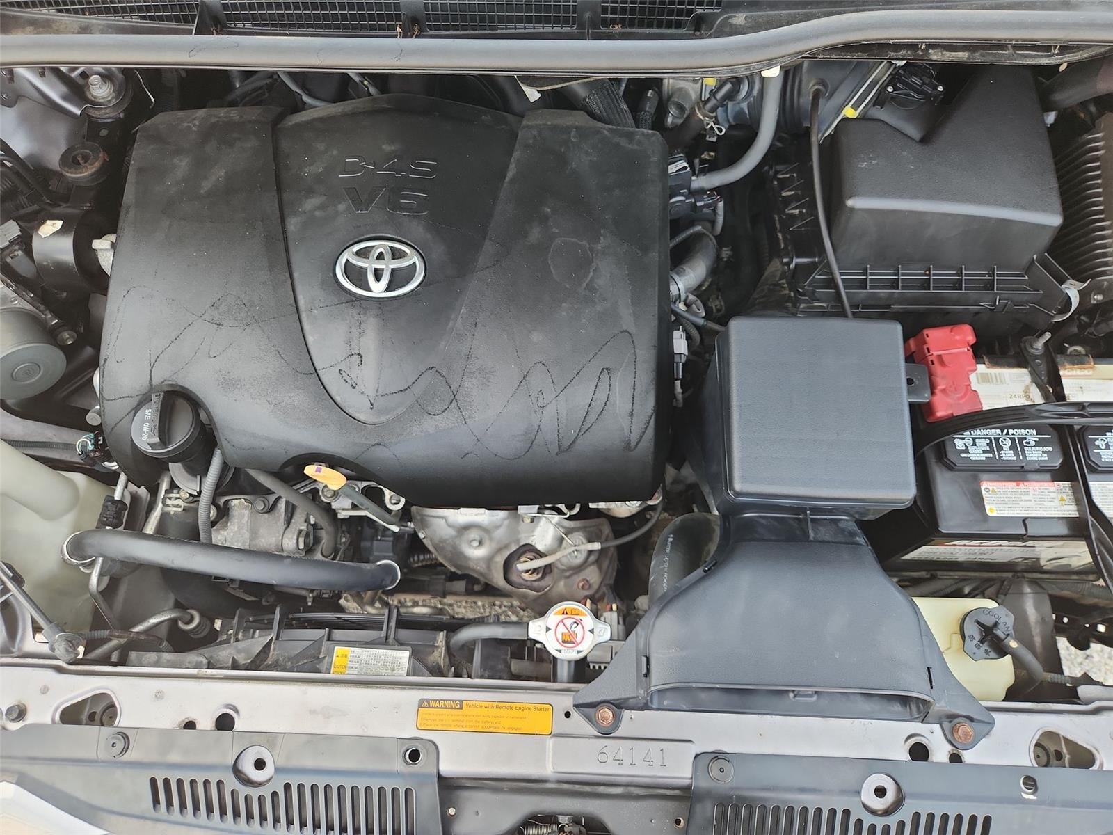 2017 Toyota Sienna XLE Premium 8-Passenger