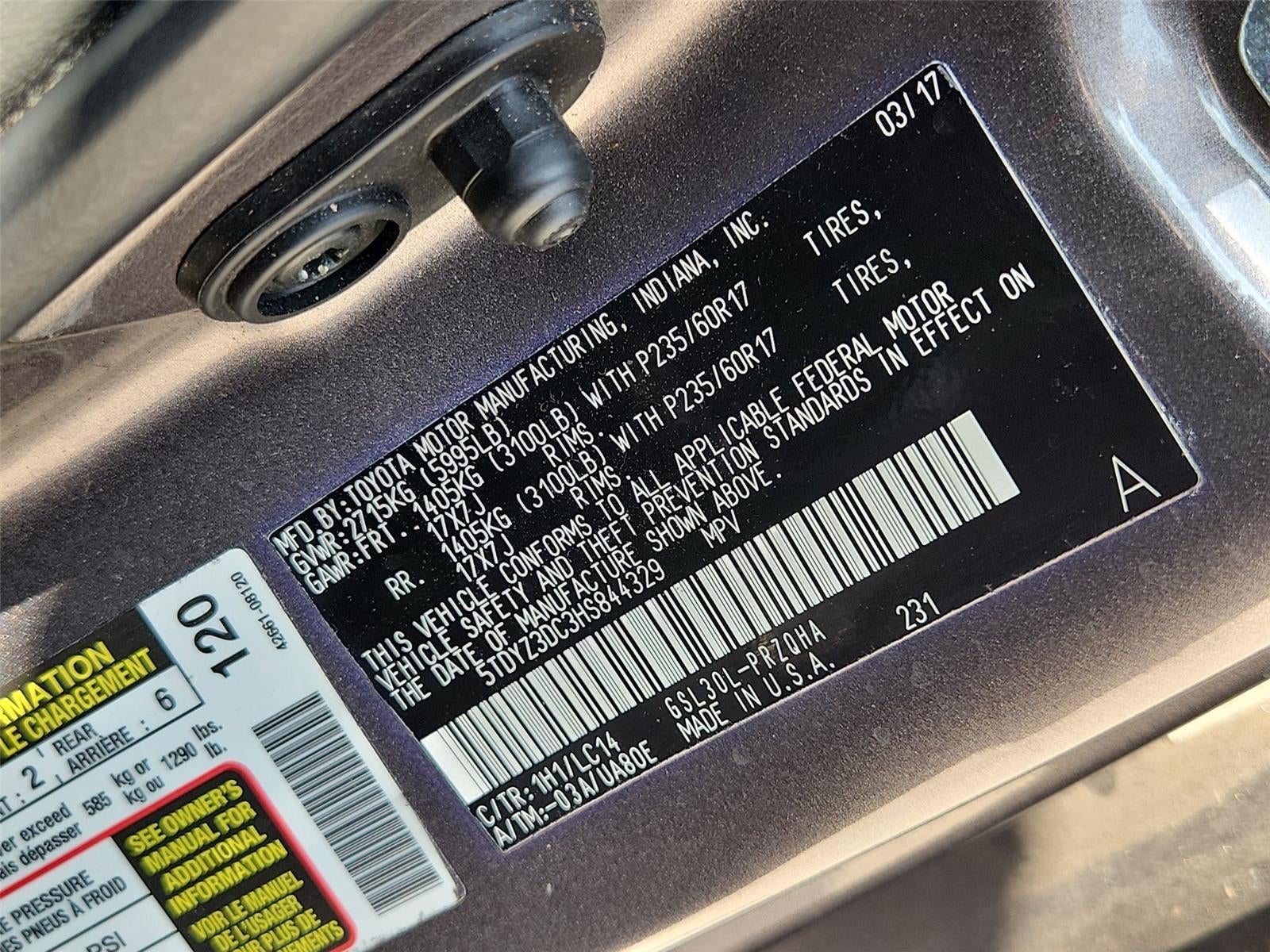 2017 Toyota Sienna XLE Premium 8-Passenger
