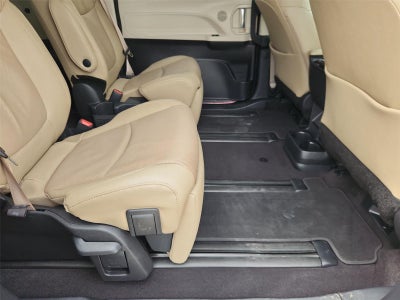 2023 Toyota Sienna Limited 7-Passenger