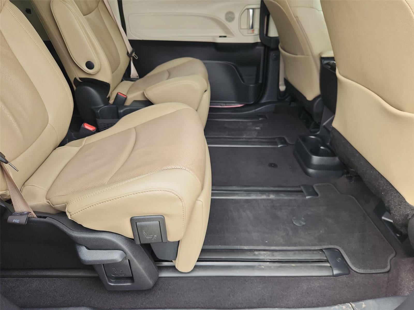 2023 Toyota Sienna Limited 7-Passenger