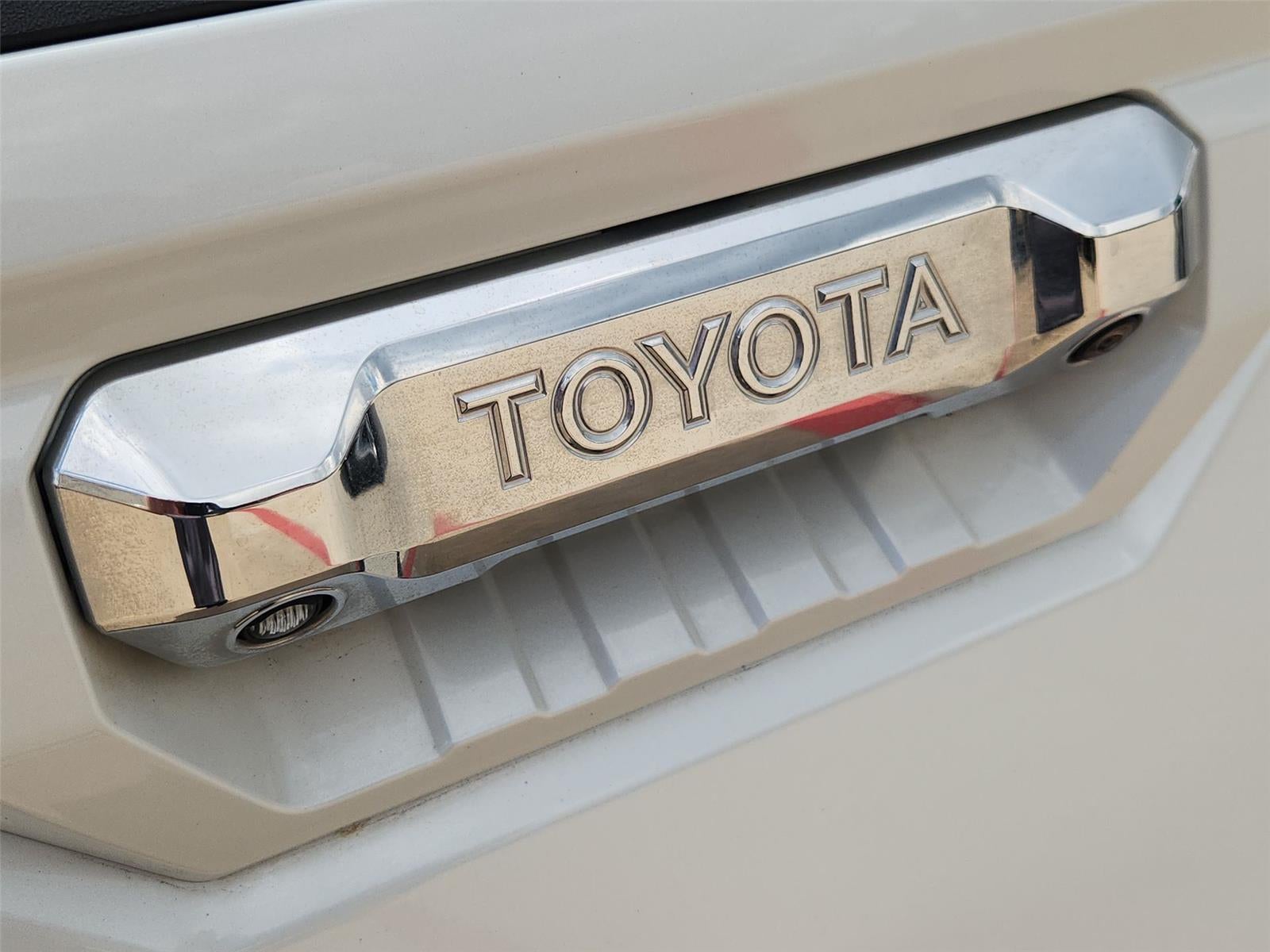 2023 Toyota Tundra Limited HV