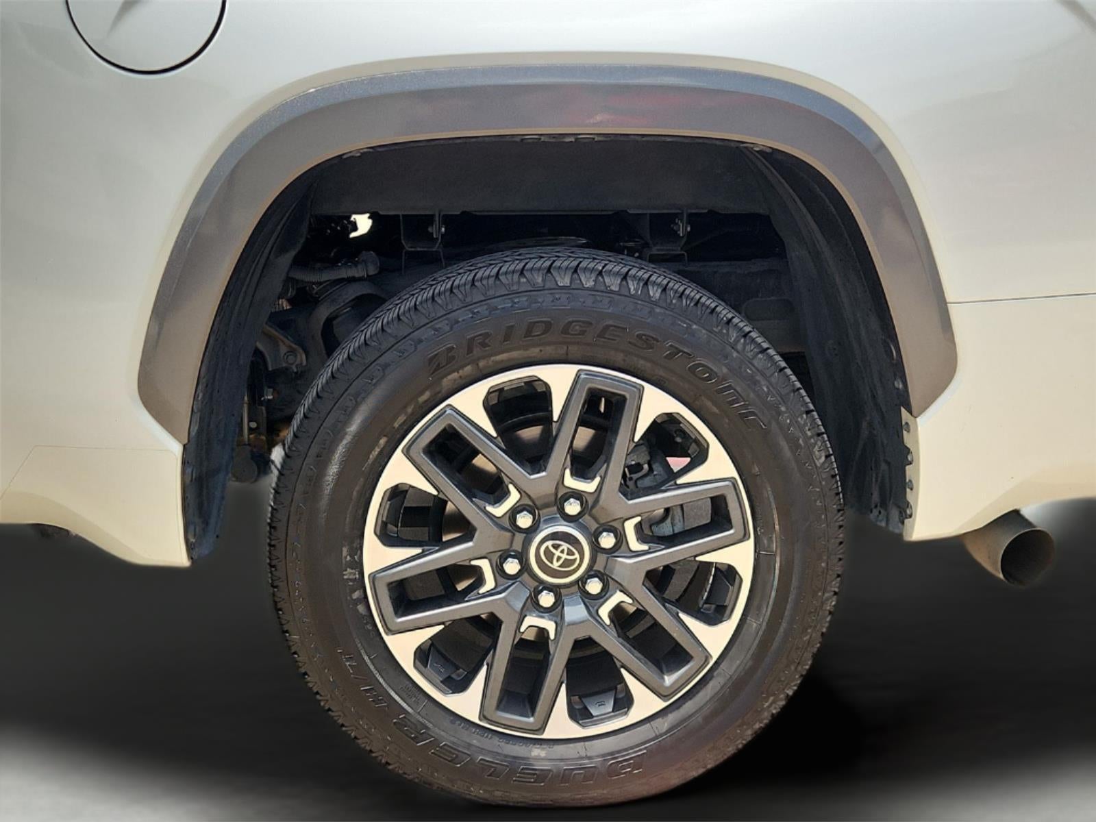 2023 Toyota Tundra Limited HV