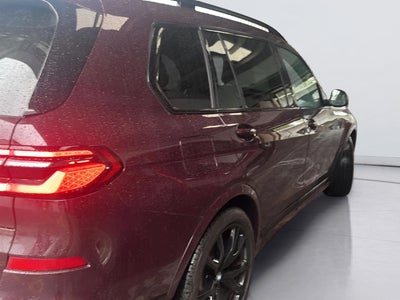 2025 BMW X7 M60i