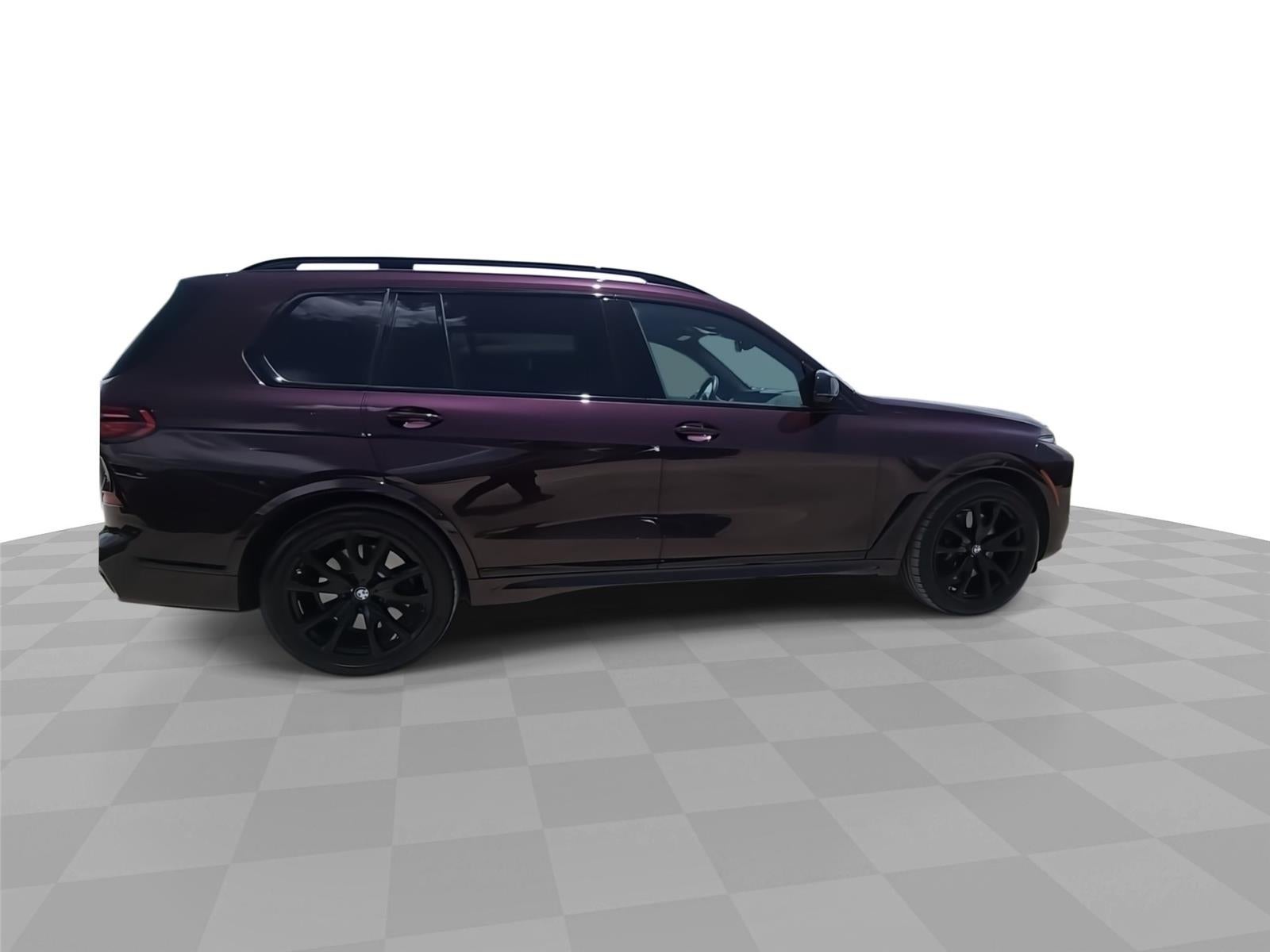 2025 BMW X7 M60i