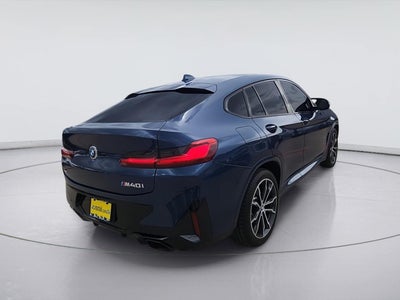 2022 BMW X4 M40i