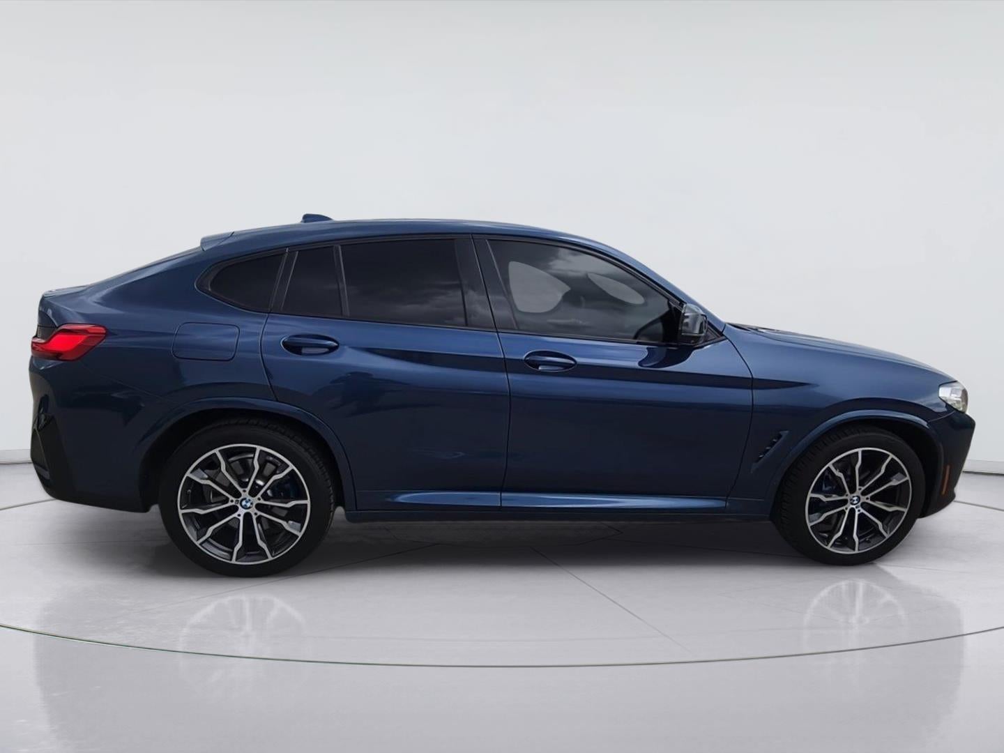 2022 BMW X4 M40i