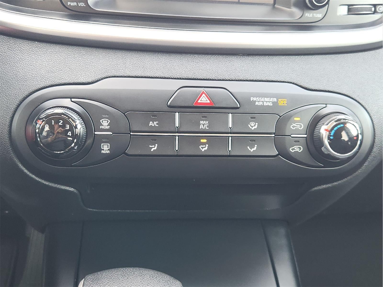 2020 Kia Sorento LX V6