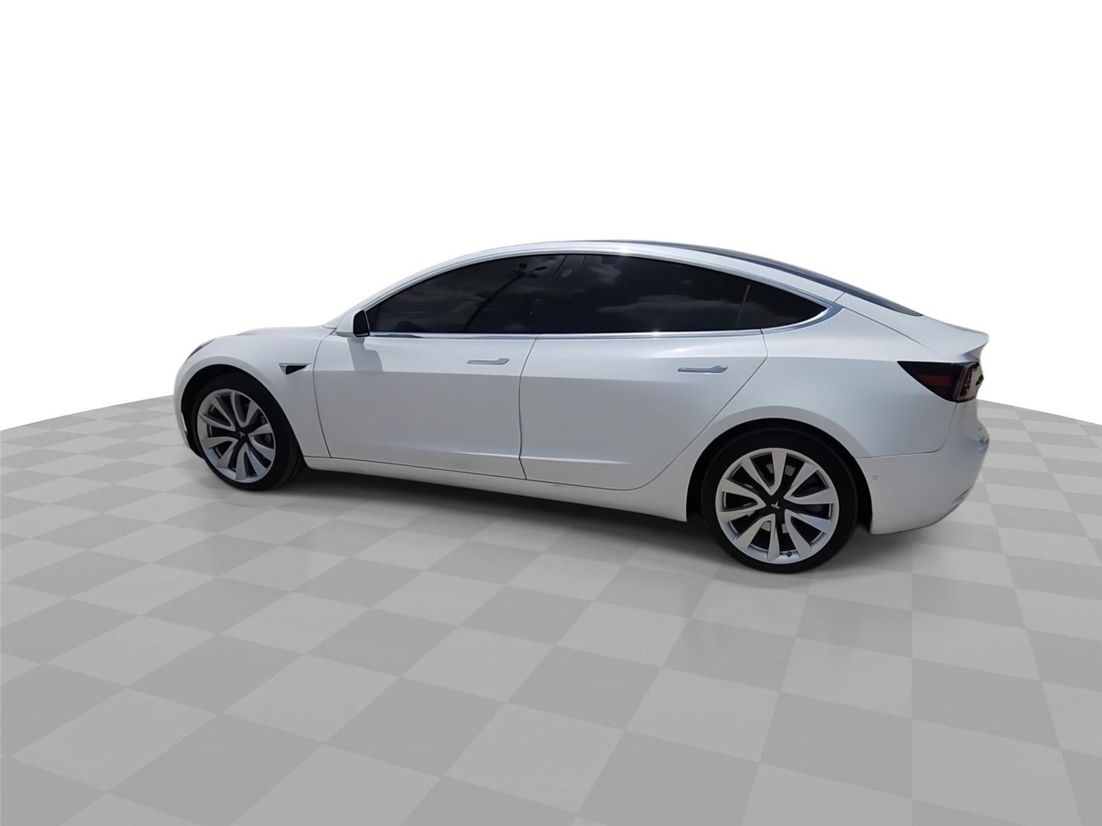 2020 Tesla Model 3 Long Range