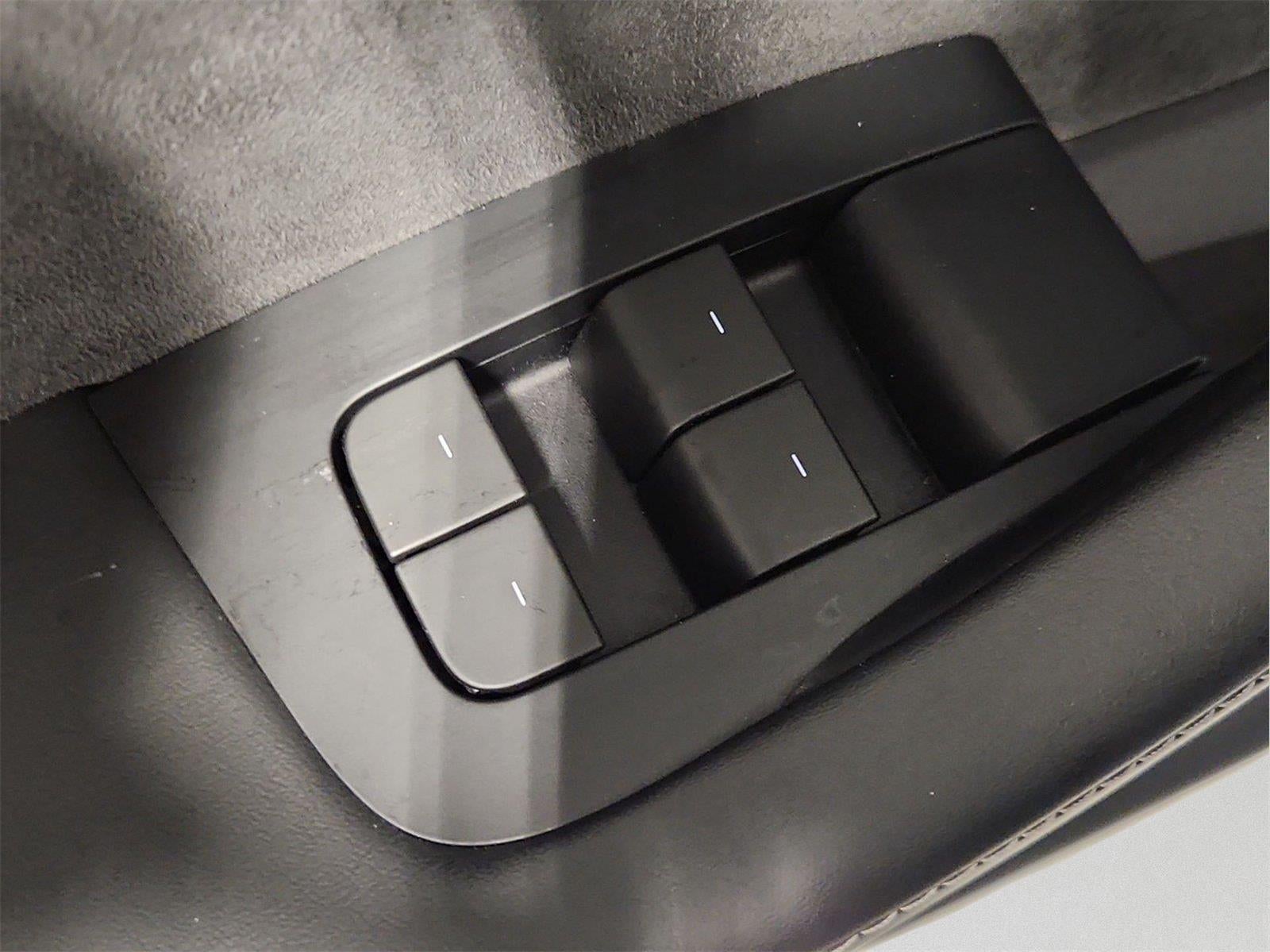 2024 Tesla MODELY Long Range