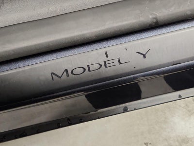 2024 Tesla MODELY Long Range