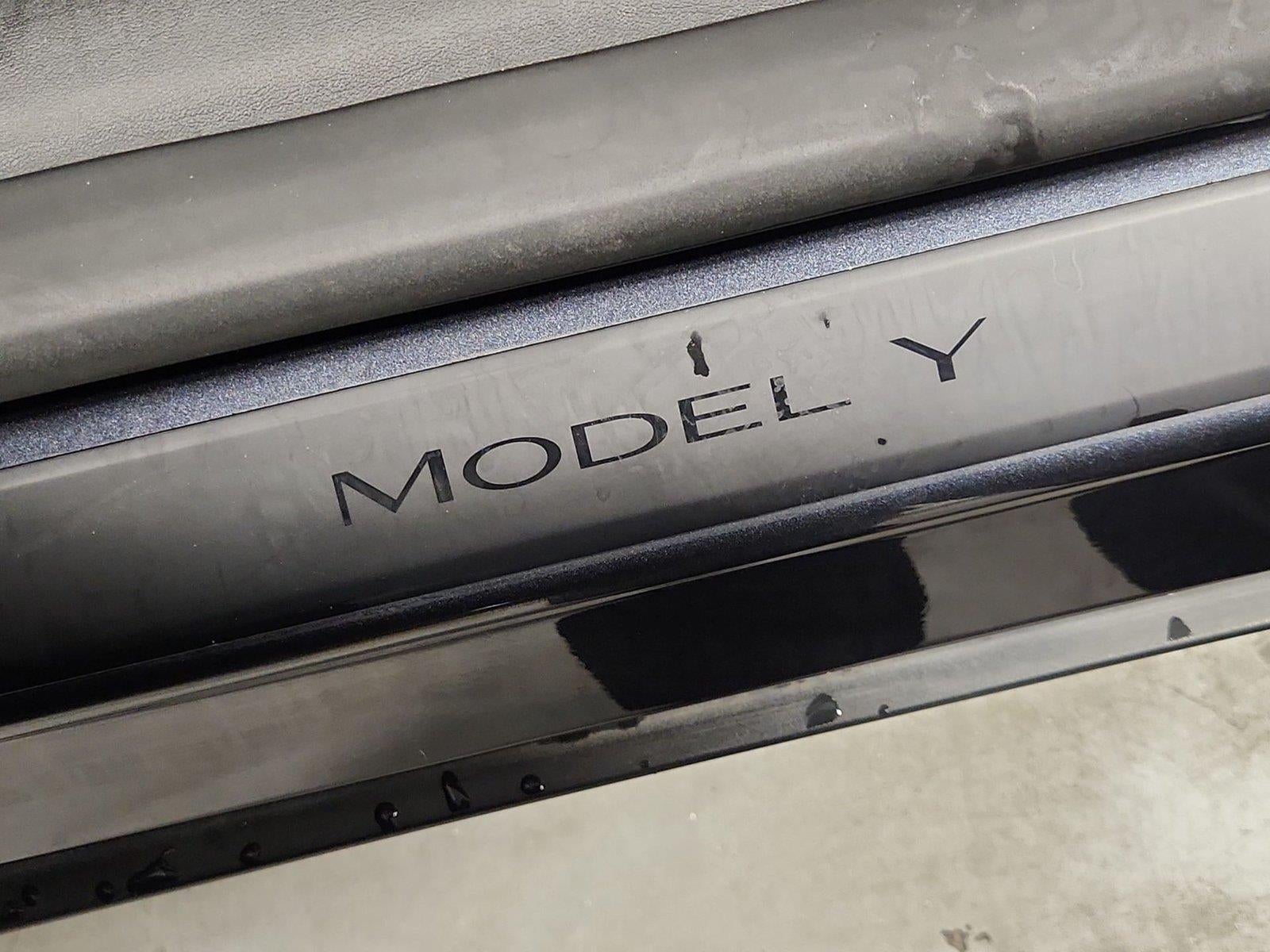 2024 Tesla MODELY Long Range