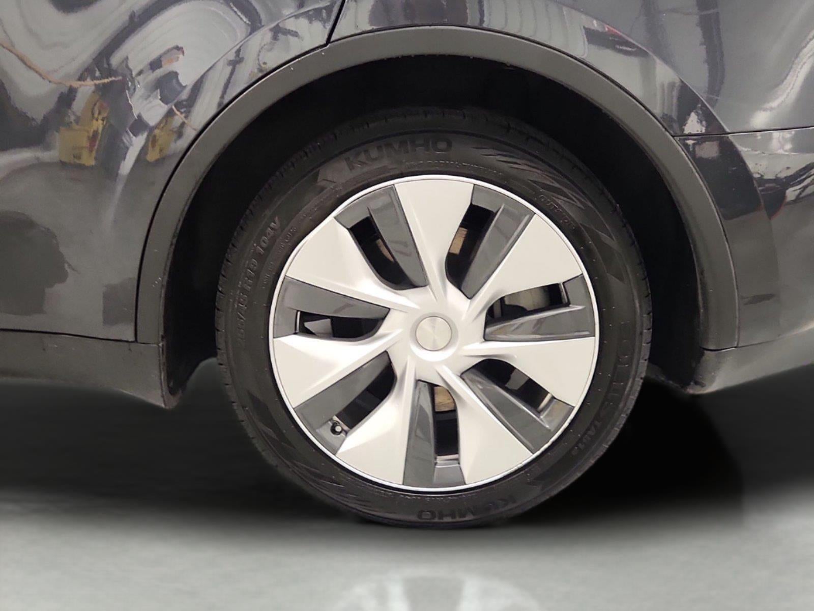 2024 Tesla MODELY Long Range