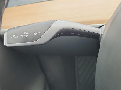 2023 Tesla MODELY Base