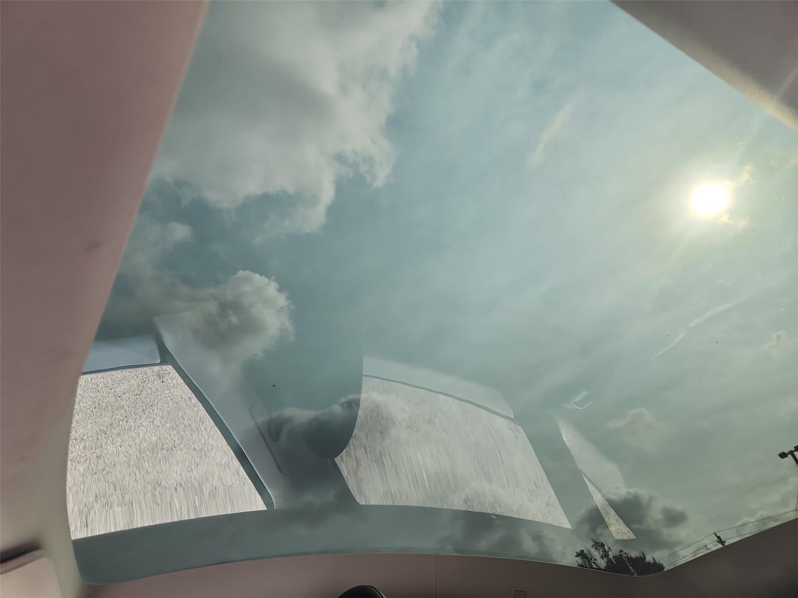 2023 Tesla MODELY Base
