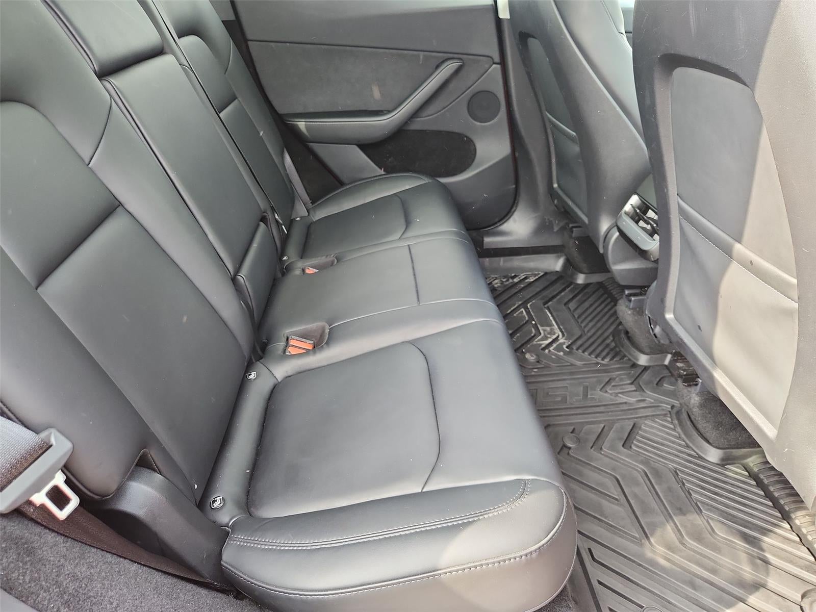 2023 Tesla MODELY Base