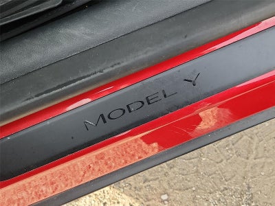 2023 Tesla MODELY Base