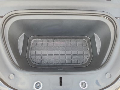 2024 Tesla Model Y Performance