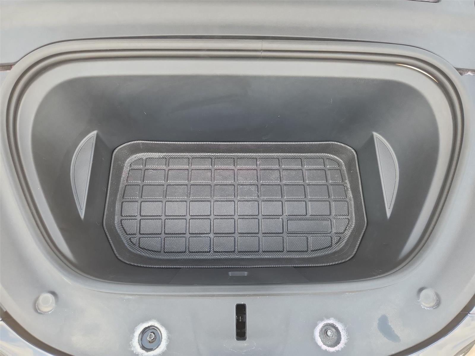 2024 Tesla Model Y Performance