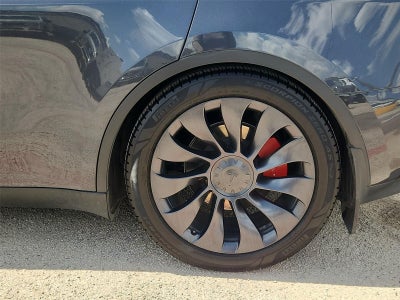 2024 Tesla Model Y Performance
