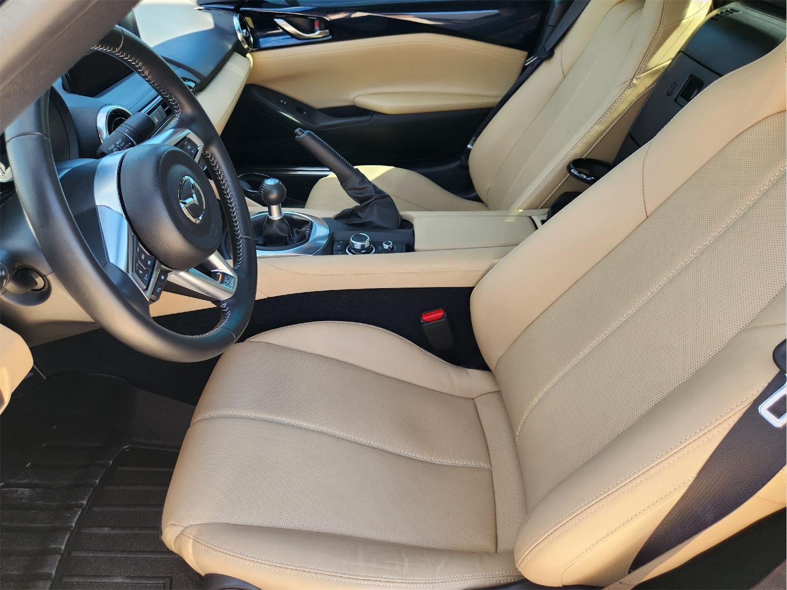 2025 Mazda Mazda MX-5 Miata RF Grand Touring
